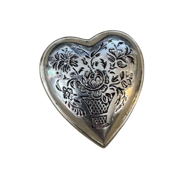 Brand: Kelt Jewelry - Vintage Kelt Sterling Silver Heart Brooch Floral Design France C1930s 1 1/8"